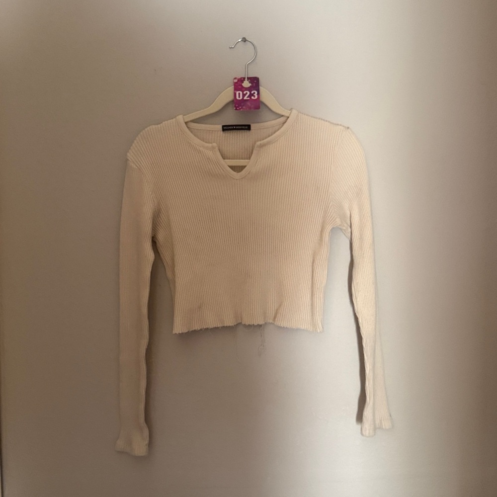 Brandy Melville Cream Crop Top